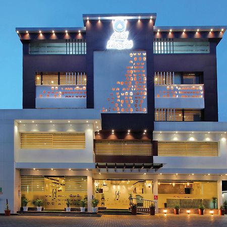 Hotel Novark Munnar Kallar Vattiyar Buitenkant foto