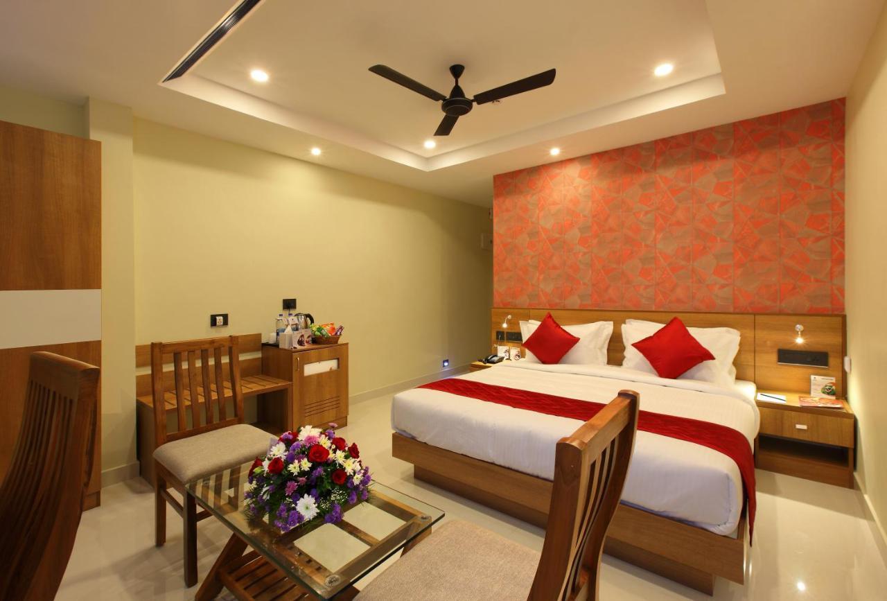 Hotel Novark Munnar Kallar Vattiyar Buitenkant foto