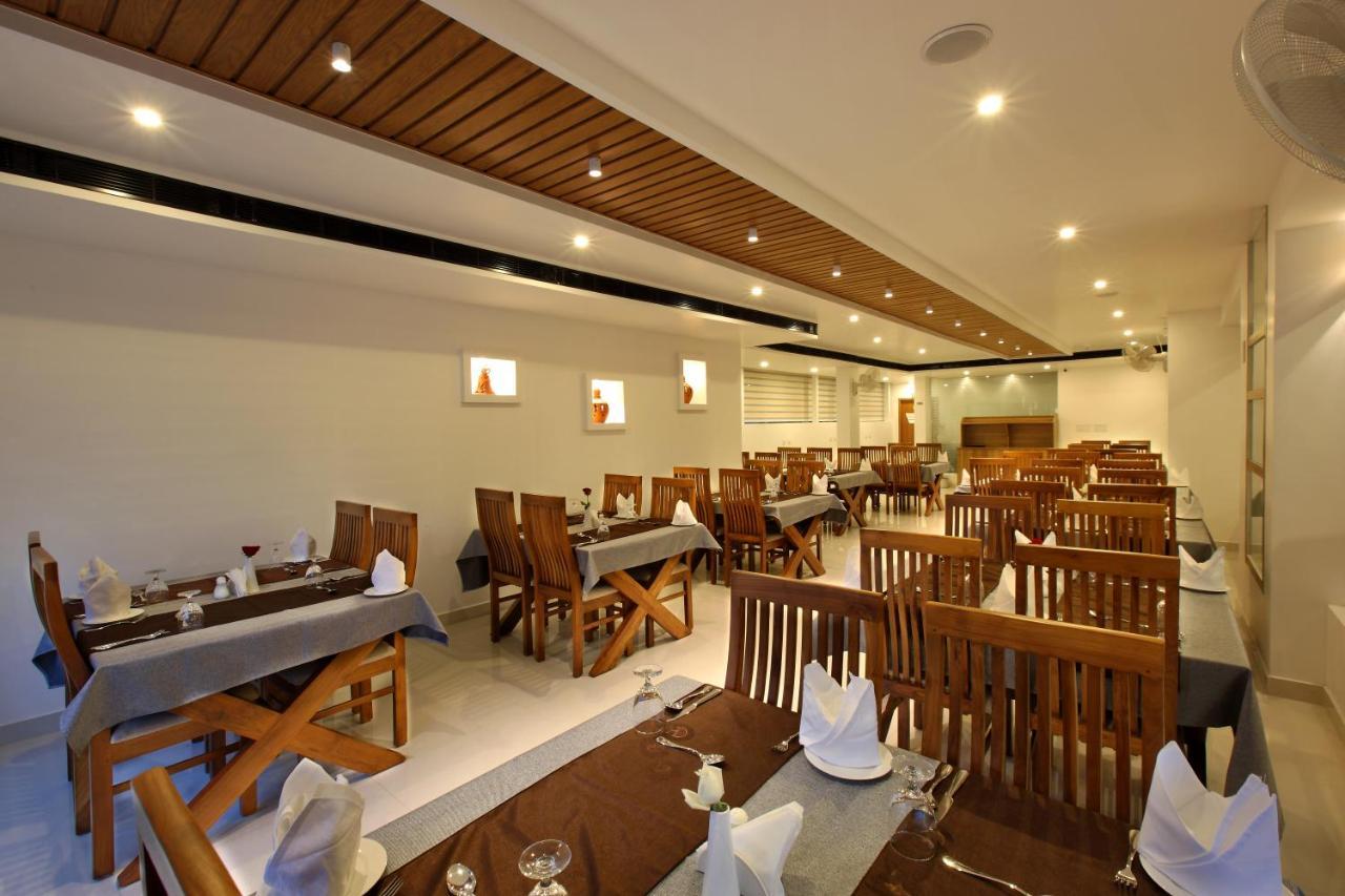 Hotel Novark Munnar Kallar Vattiyar Buitenkant foto